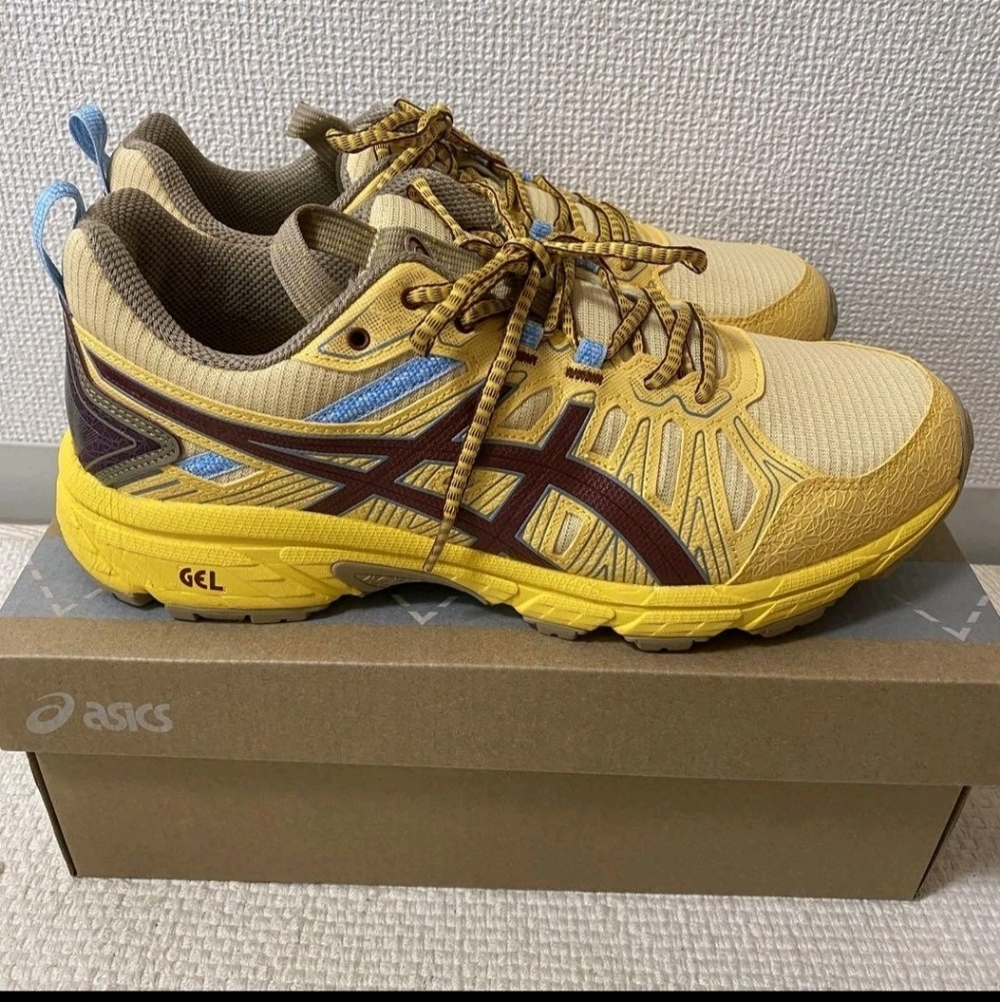 Asics Venture Kiko